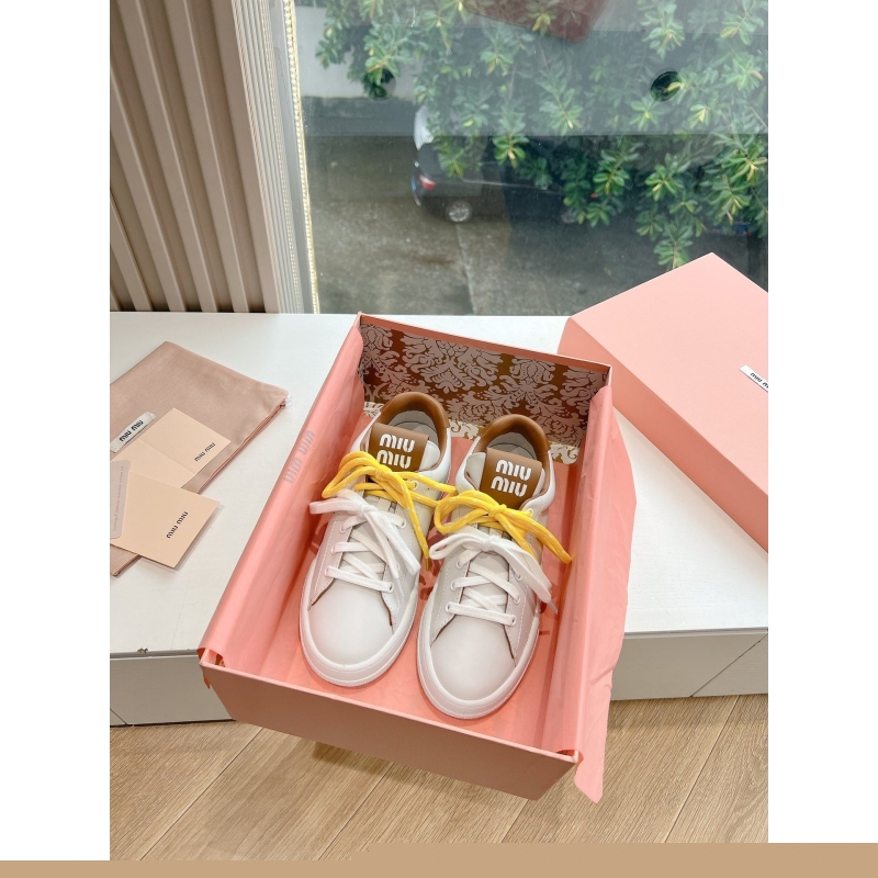 Miu Miu Casual Shoes